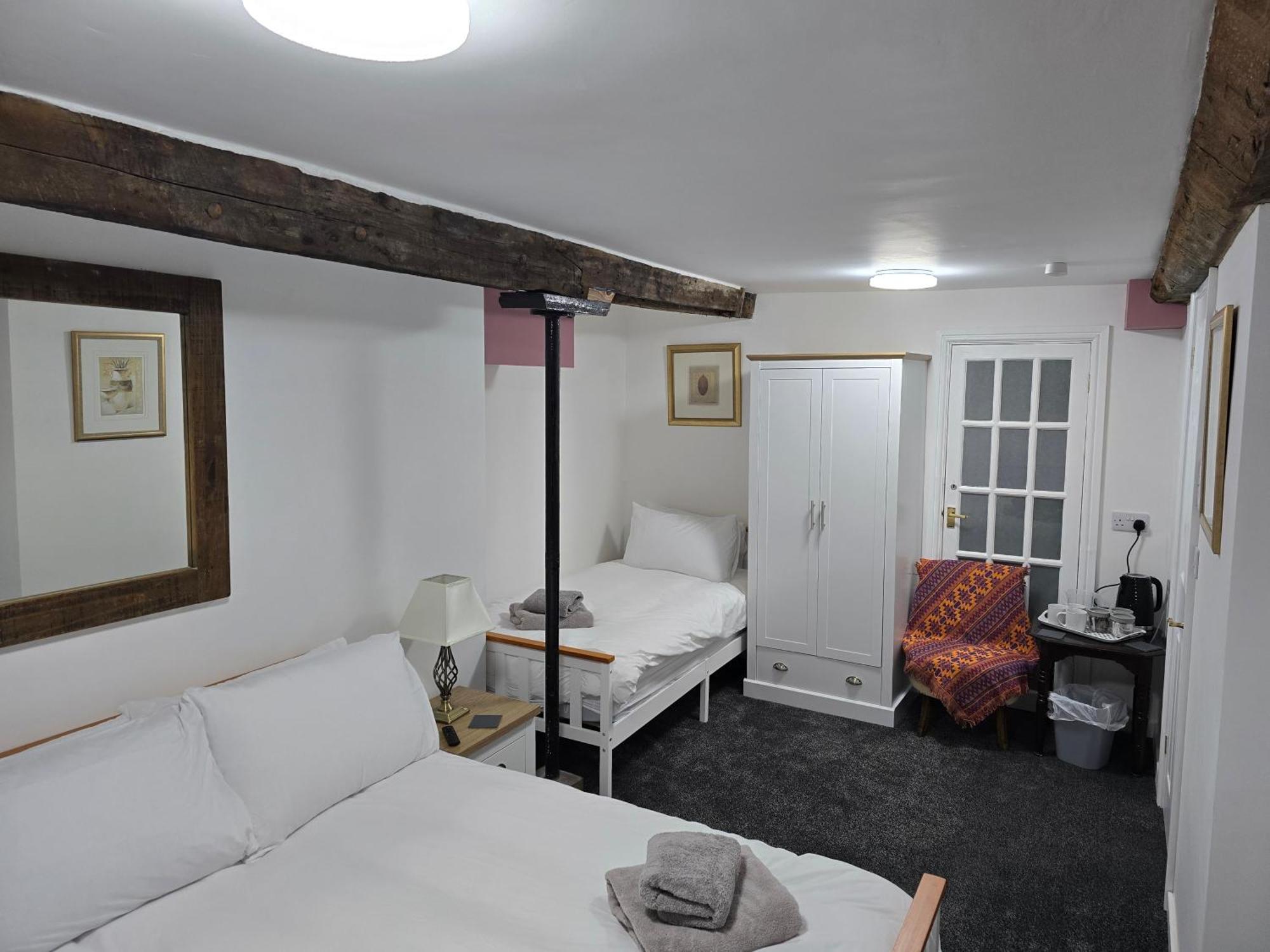 Poppy Cottage วิทบี ภายนอก รูปภาพ